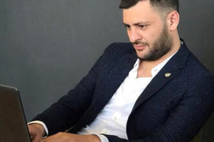 Ethem Emin Nemutlu’dan bayana şiddet ve tartışma dolu senaryoda benim imzam olamaz! Ethem Emin Nemutlu’dan bayana şiddet ve tartışma dolu senaryoda benim imzam olamaz!