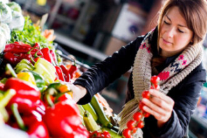 Menopoz döneminde kilo almamak için ne yapılmalıdır hangi besinler tüketilmelidir? Menopoz döneminde kilo almamak için ne yapılmalıdır hangi besinler tüketilmelidir?