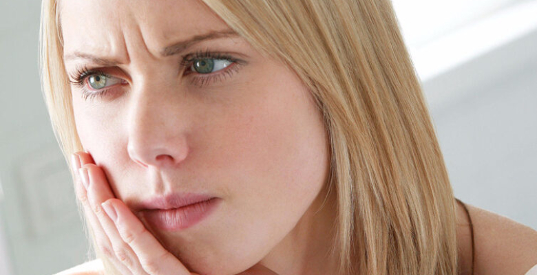 Dişleriniz sızlıyorsa sebebi diş beyazlatma işlemi olabilir Dişleriniz sızlıyorsa sebebi diş beyazlatma işlemi olabilir