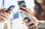 Cep telefonuyla uyumak zararlı mıdır? Cep telefonuyla uyumak zararlı mıdır?