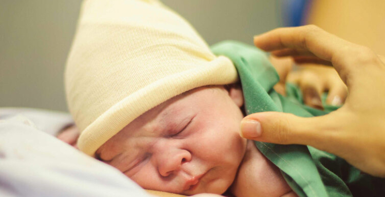 Epidural doğum nedir? Epidural doğumun riskleri nelerdir? Epidural doğum nedir? Epidural doğumun riskleri nelerdir?