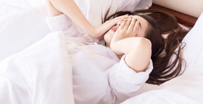 Uyku sorunlarının nedenleri uykuya dalamama kaygı, erken uyanma da depresyon olabilir! Uyku sorunlarının nedenleri uykuya dalamama kaygı, erken uyanma da depresyon olabilir!